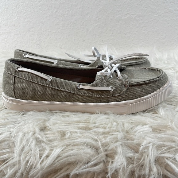 ROCK & CANDY Duffy Gray Canvas Boat Slip On Loafers Shoes Size 11 NEW - Picture 3 of 9